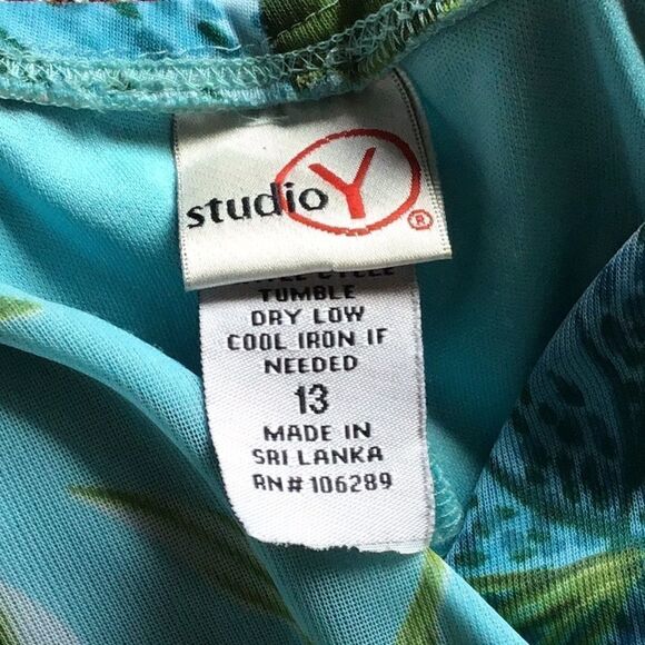 Studio Y. Layered Chiffon and satin floral asymmetrical sundress.  Size 13 - Picture 6 of 6